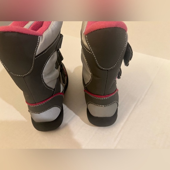 SPORTO GREY W/PINK TRIM YOUTH SIZE 1 SNOW BOOTS - Picture 3 of 6